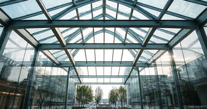 Descubra as Vantagens das Coberturas em Vidro para Seu Espaço