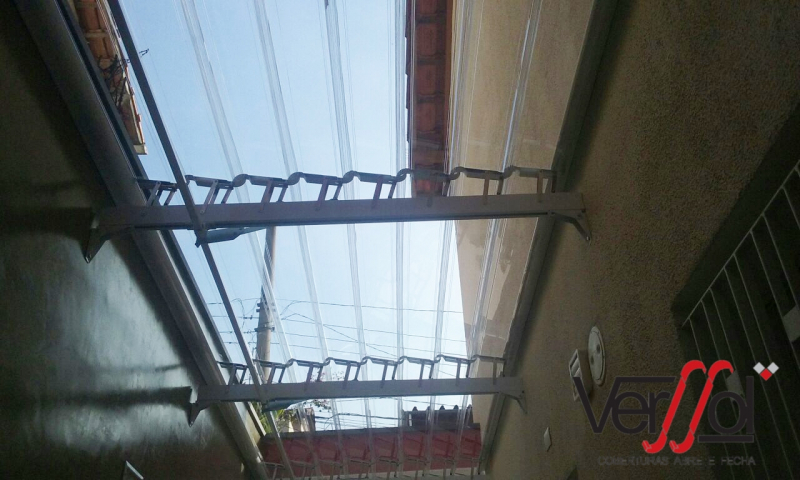 Telhado de Vidro área Externa Itaquaquecetuba - Telhado de Vidro Basculante