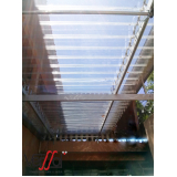 telhado policarbonato transparente Chora Menino